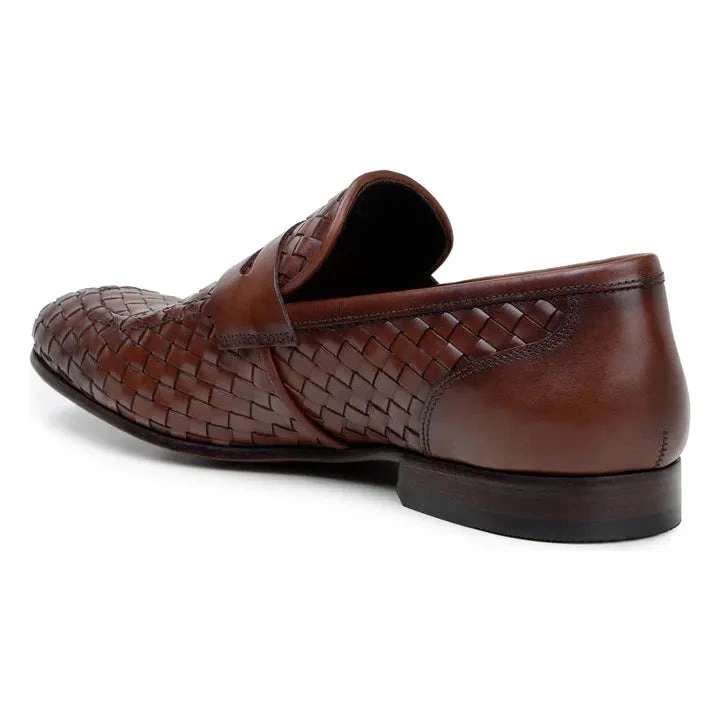 Luca Belvedere: Elegancia Italiana en Piel, Mocasines Ant. Tan, Calzado Perfecto para el Caballero Moderno.